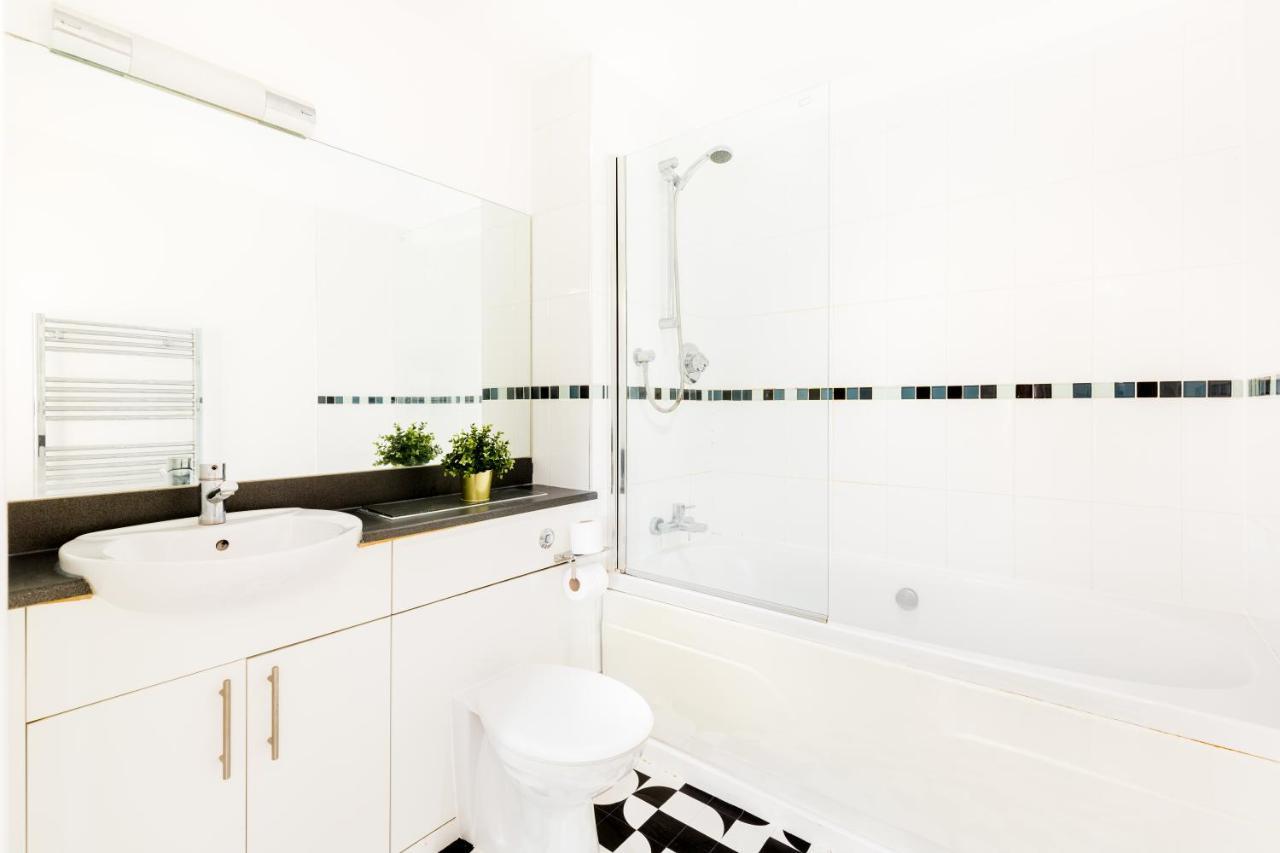 Central Granville Broad Street Apartments Birmingham Bagian luar foto